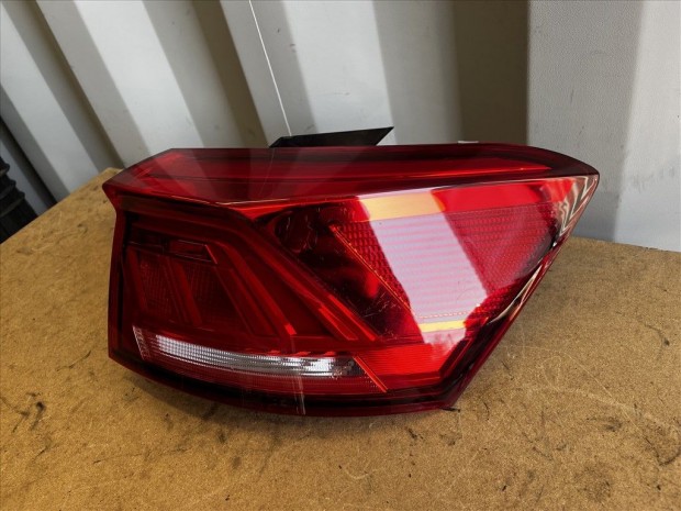 Volkswagen T-Roc jobb hts lmpa 2ga945096c