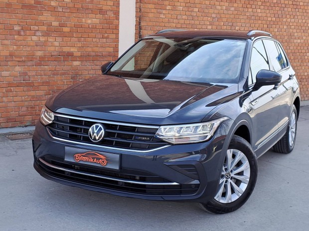Volkswagen Tiguan 1.4 TSI Plug-In-Hybrid Life D...