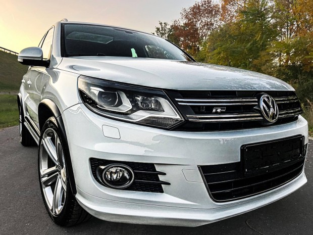 Volkswagen Tiguan 1.4 TSi BMT Sport&Style R LIN...