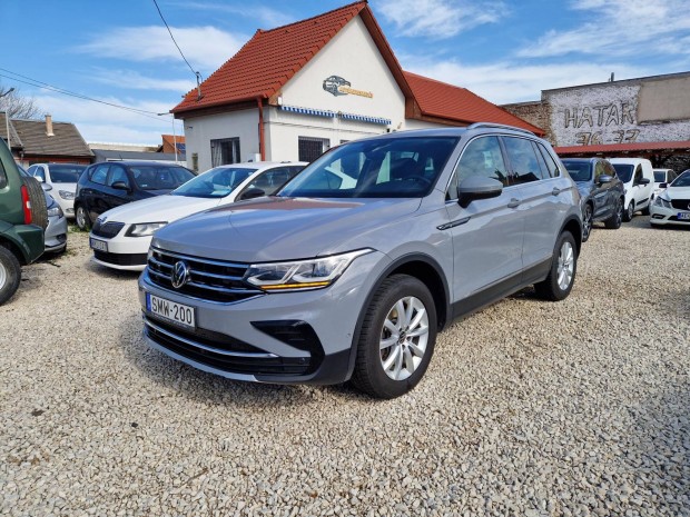 Volkswagen Tiguan 2.0 TDI SCR Elegance 4Motion...