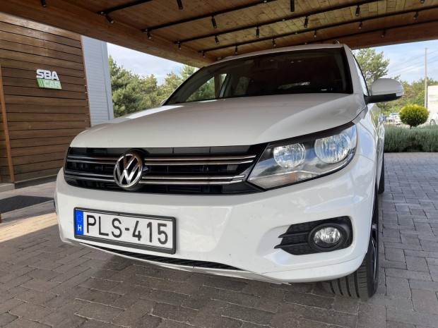 Volkswagen Tiguan 2.0 TFSI 200Le 2 kulcs Azonna...