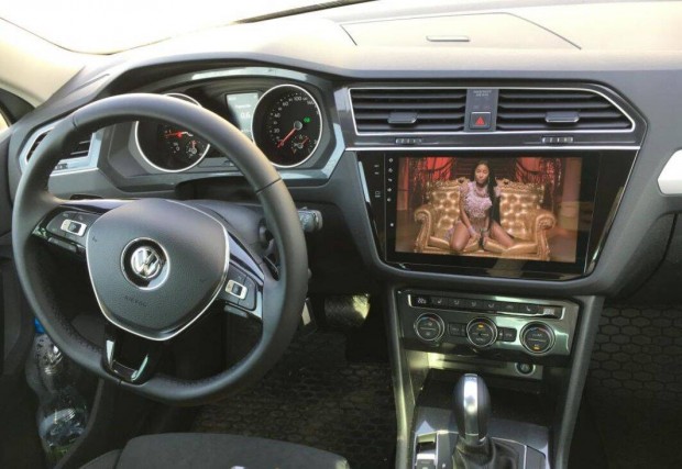 Volkswagen Tiguan Carplay Android GPS Rdi Tolatkamerval
