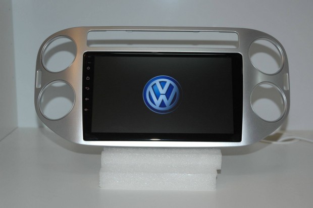 Volkswagen Tiguan Golf Plus Carplay Multimdia GPS Rdi + Kamera!