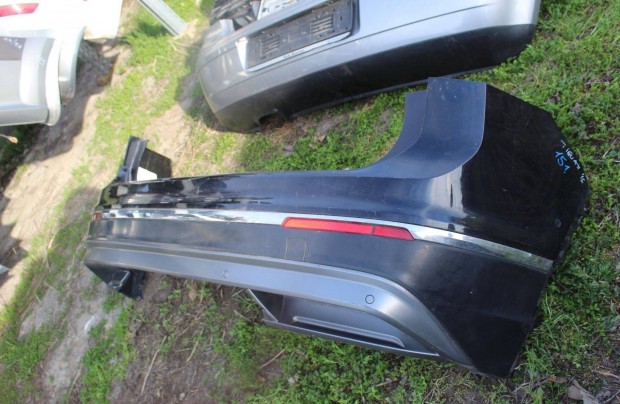Volkswagen Tiguan II hátsó lökhárító (151)