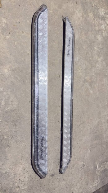 Volkswagen Tiguan fellépő küszöb