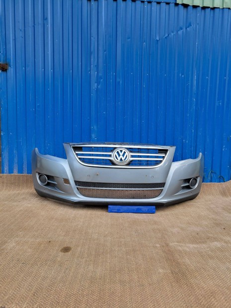 Volkswagen Tiguan gyári 5N0807221 első lökhárító, homlokfal