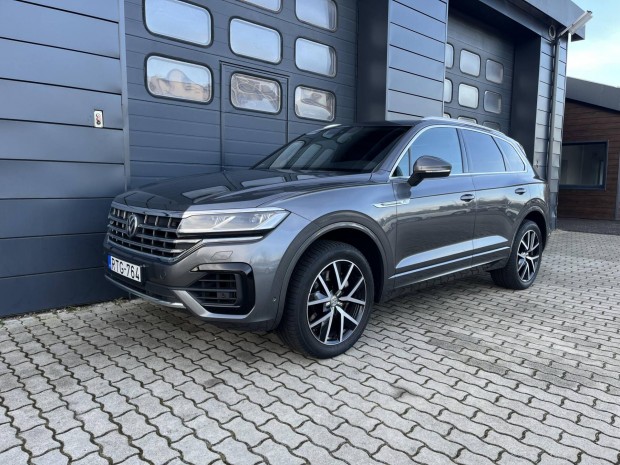 Volkswagen Touareg 3.0 V6 TFSI R-Line Tiptronic...