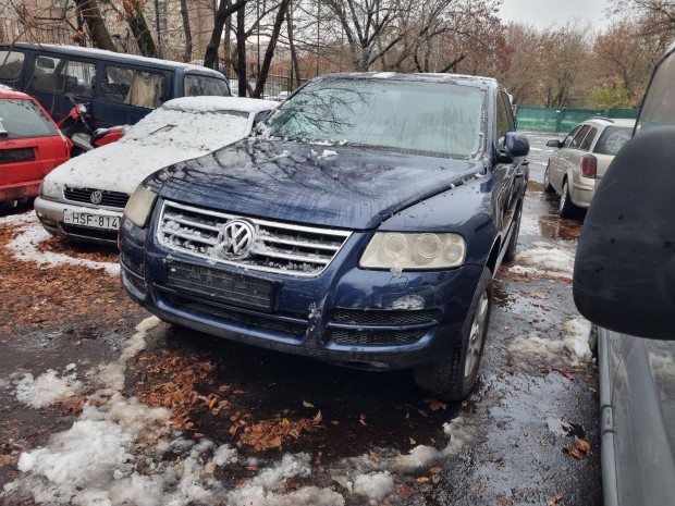 Volkswagen Touareg motorhztet elad
