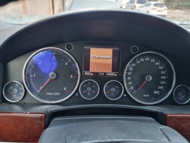 Volkswagen Touareg sz�nes kilom�ter �ra km �ra