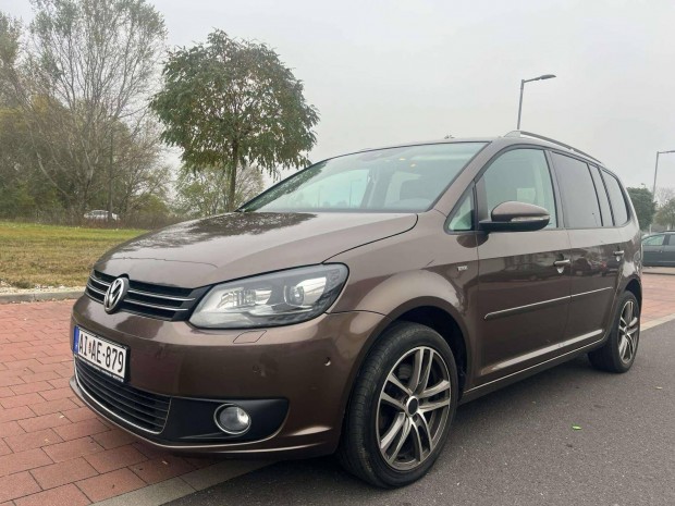 Volkswagen Touran 1.4 TSI Highline DSG Gyri L...