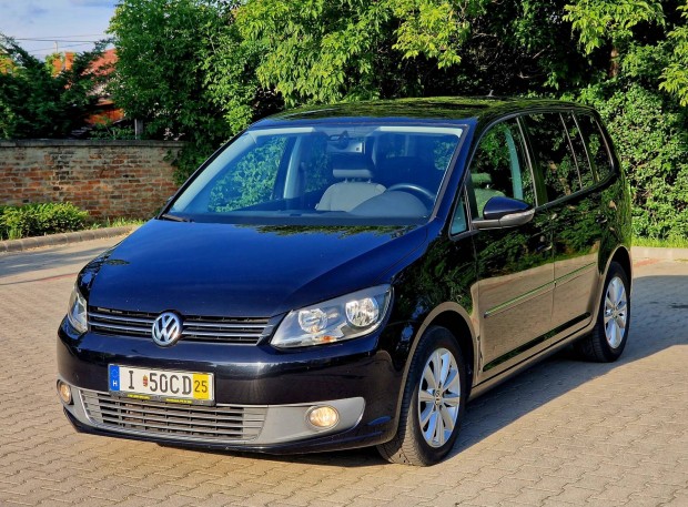 Volkswagen Touran 1.4 TSI Highline DSG Navi-MUL...