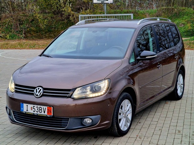 Volkswagen Touran 1.4 TSI Highline Style LED-XE...