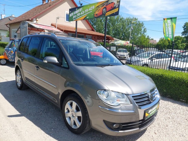 Volkswagen Touran 1.4 TSi Highline Family 2 v...