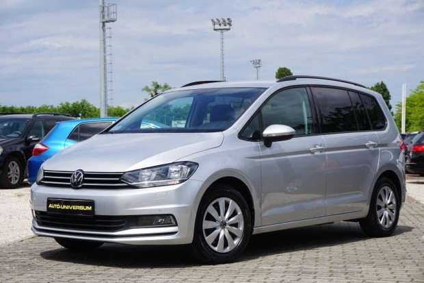 Volkswagen Touran 1.5 TSI ACT Comfortline DSG M...
