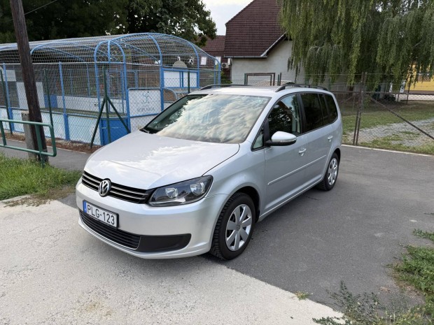 Volkswagen Touran 1.6 CR TDI Highline DSG