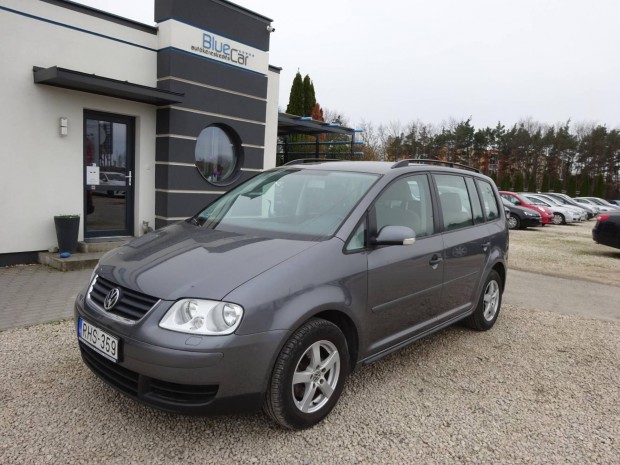 Volkswagen Touran 1.6 Conceptline Megbizható be...