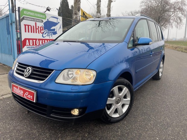 Volkswagen Touran 1.6 FSI Highline 10 Lgzsk!...