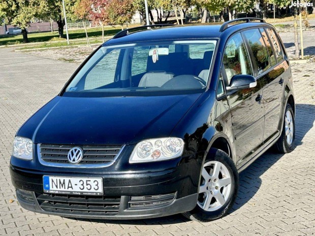 Volkswagen Touran 1.6 FSI Trendline 7 szemlyes