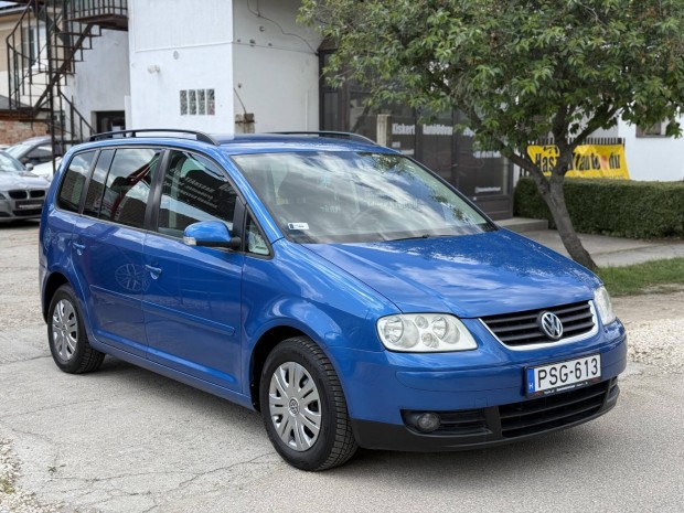 Volkswagen Touran 1.6 FSI Trendline Tempomat !...