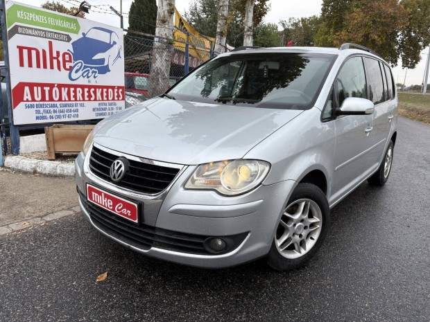 Volkswagen Touran 1.6 Trendline 7 Személyes! TE...