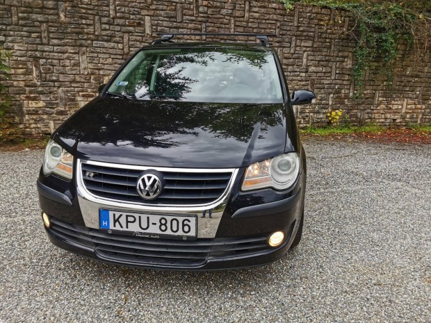 Volkswagen Touran 1.6 Trendline Sima Szv Benz...