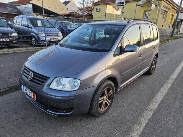 Volkswagen Touran 1.9 PD TDi Trendline Vonhorog