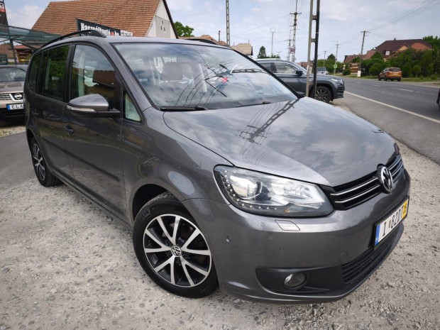 Volkswagen Touran 2.0 CR TDI Comfortline Friss...