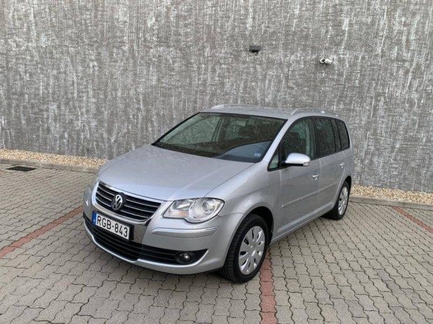 Volkswagen Touran 2.0 PD TDI Highline