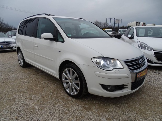 Volkswagen Touran 2.0 PD TDI Highline DSG DPF R...