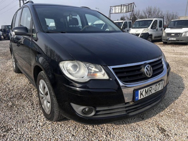 Volkswagen Touran Cross1.4 TSi