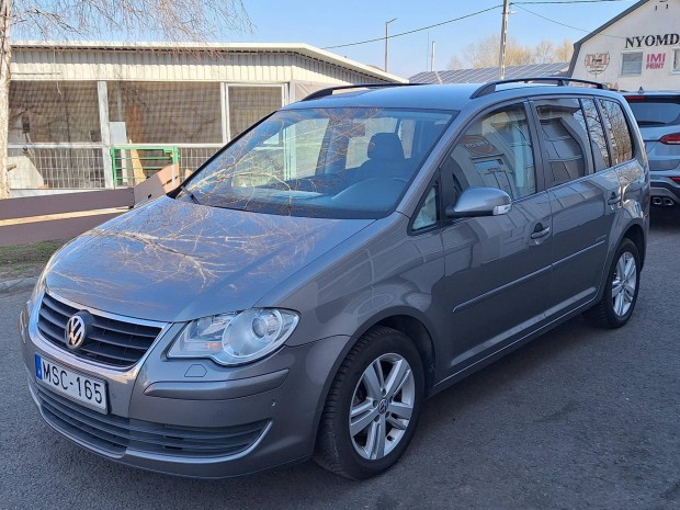 Volkswagen Touran Cross2.0 PD TDI DPF