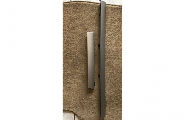 Volkswagen Touran I D�szl�c m�szerfalra bal-jobb 1T1858415B