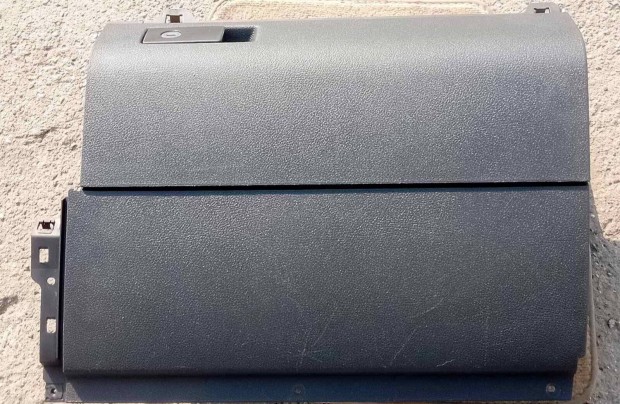 Volkswagen Touran I Keszty�tart� h�thet�-f�thet� 1T1857101F