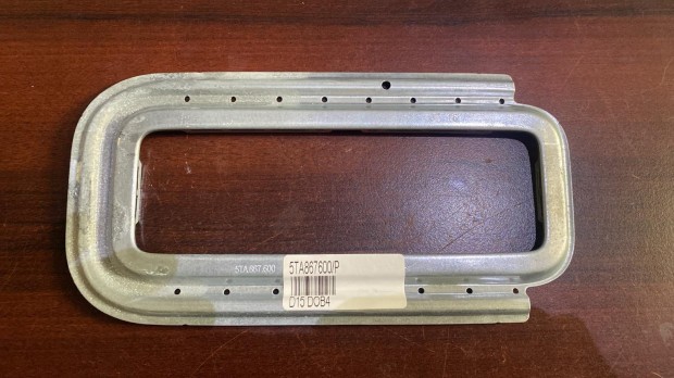 Volkswagen Touran bal merev�t�s 5TA867600 elad�