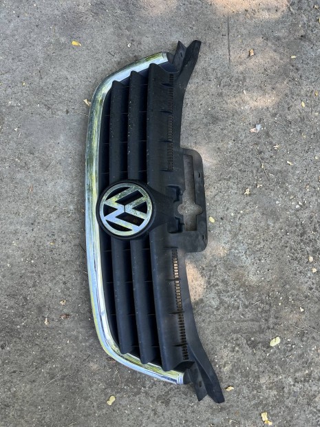 Volkswagen Touran díszrács