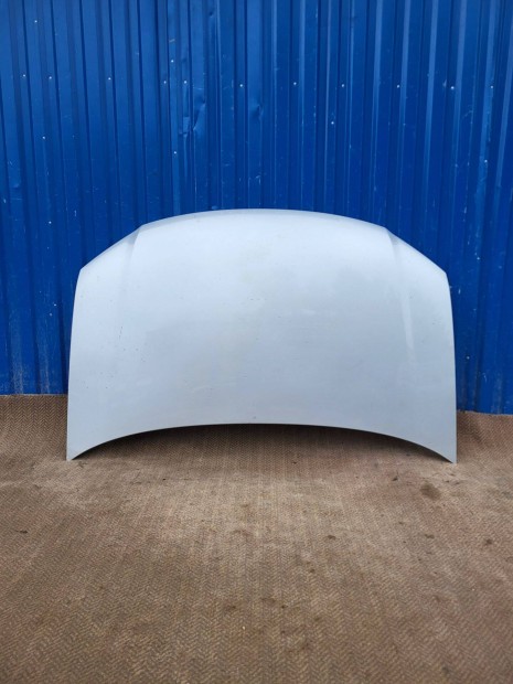 Volkswagen Touran facelift 2007- gyri motorhztet ezst