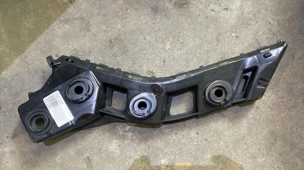 Volkswagen Touran l�kh�r�t� tart� 5TA807393 elad�