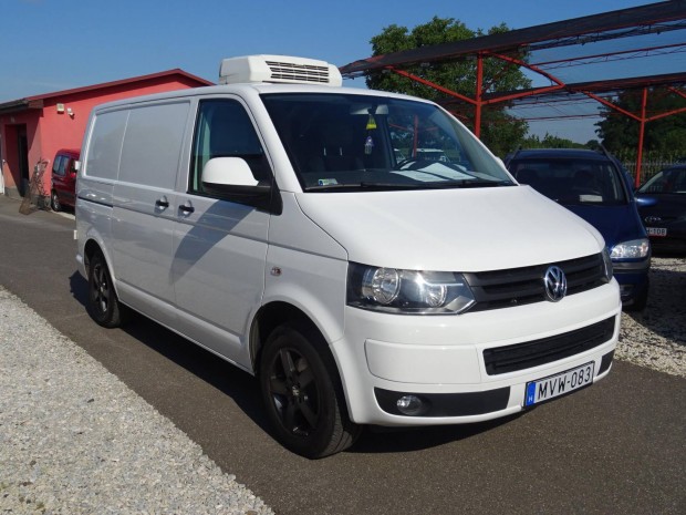 Volkswagen Transporter 2.0 CR TDI Bluemotion Hűtős
