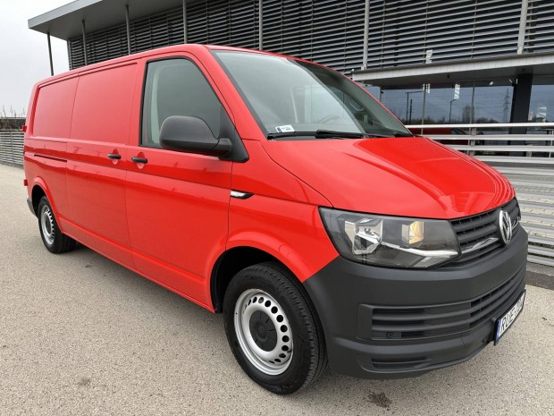 Volkswagen Transporter 2.0 TDi T6.1 DSG RT (3 s...