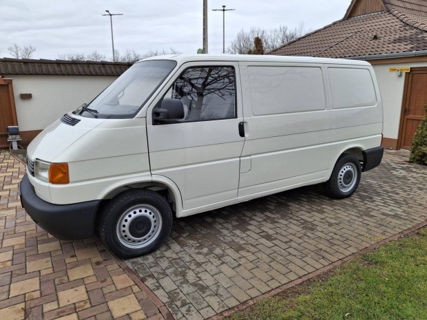 Volkswagen Transporter 2.5 7DJ 1U2 W24 Megkml...