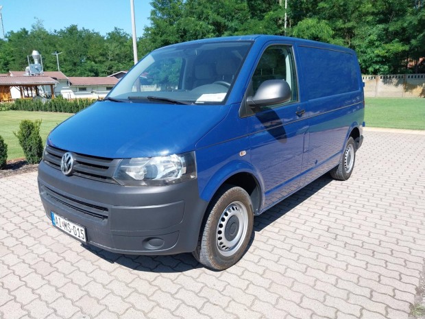Volkswagen Transporter Caravelle 2.0 CR TDI Com...