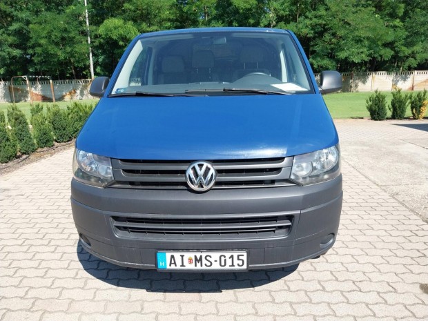 Volkswagen Transporter Caravelle 2.0 CR TDI Com...