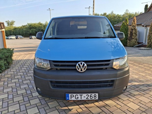 Volkswagen Transporter Caravelle 2.0 CR TDI Com...