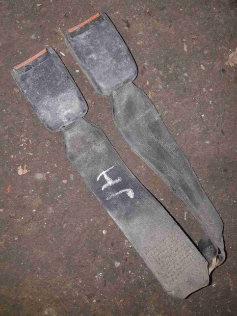 Volkswagen Transporter T4 91-03 Jobb Hts Biztonsgi v Csatlakoz