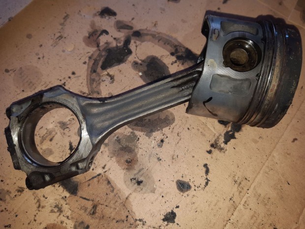 Volkswagen Transporter T4 91-96 Dugatty� + Hajt�kar