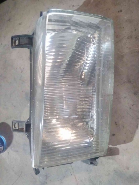 Volkswagen Transporter T4 96-03 Jobb Első Lámpa / Fényszóró