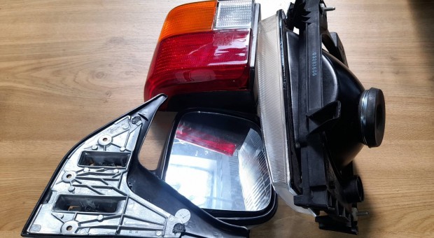 Volkswagen Transporter T4 alkatr�szek