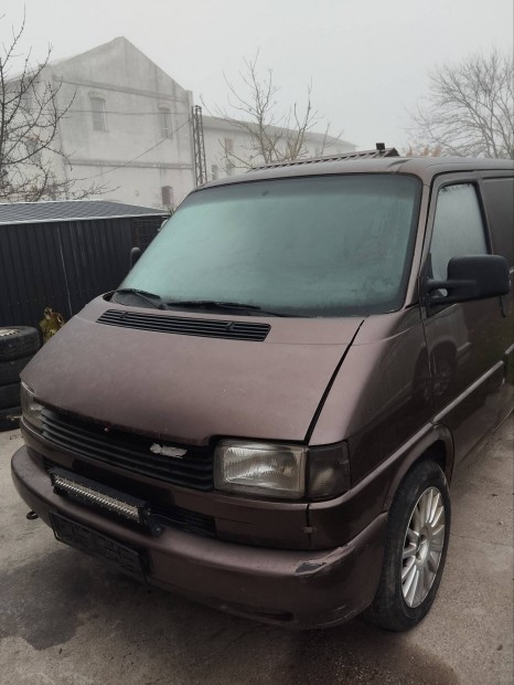 Volkswagen Transporter T4 karosszria elemek