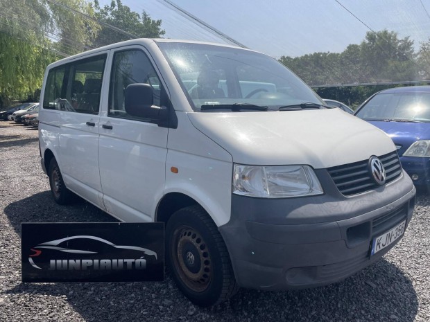 Volkswagen Transporter T5 1.9 9 szemlyes mikro...