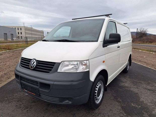Volkswagen Transporter T5 1.9 TDI